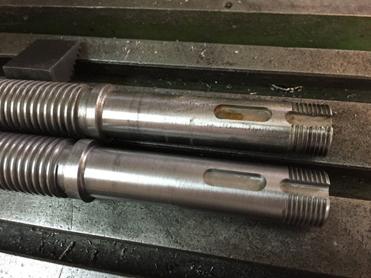 tr24-3 leadscrew4.JPG