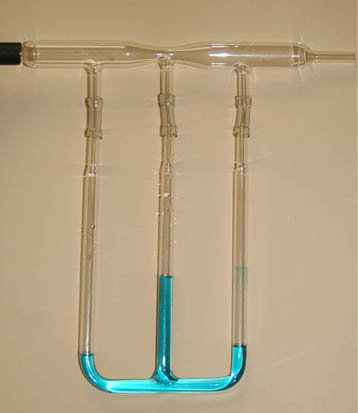 Bernoulli manometer thing.jpg