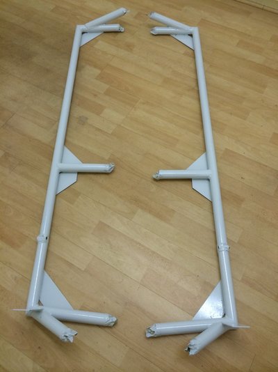 tvr-out-rigger-set-painted.jpg