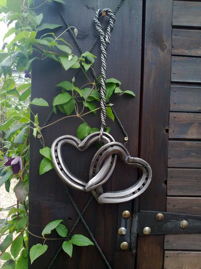 horseshoe hearts.jpg