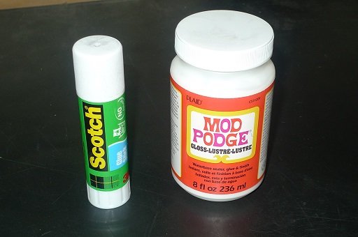 Glues.JPG Glues.JPG