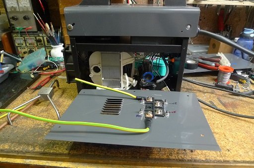 wiring in the rec..JPG