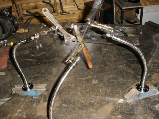 clampy things 1.jpg clampy things 1.jpg