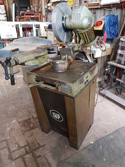 Mec Brown 75 saw.jpg