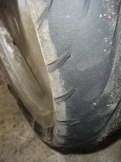 tyre 29 12 10 left side 1.jpg