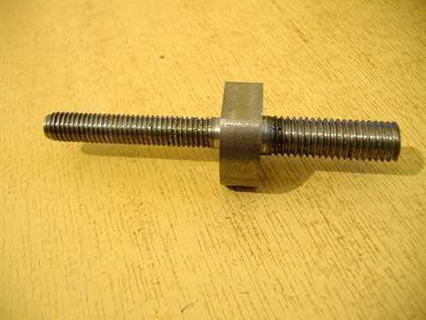 m10m8bolt.jpg