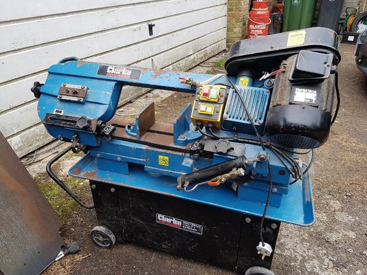 scruffy bandsaw.jpg