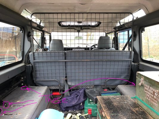 land-rover.jpg land-rover.jpg
