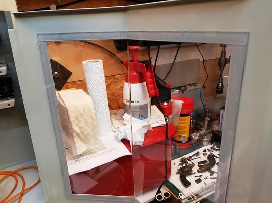 enclosure04.jpg
