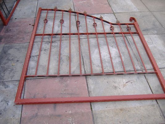 Gates 001.jpg