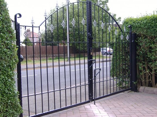 Gates 006.jpg