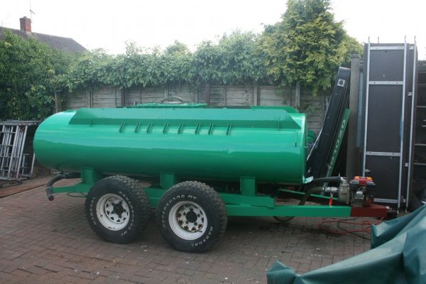 tanker 001.jpg
