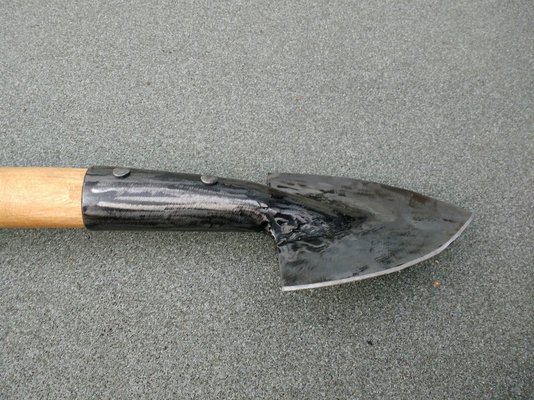 spade3.jpg spade3.jpg