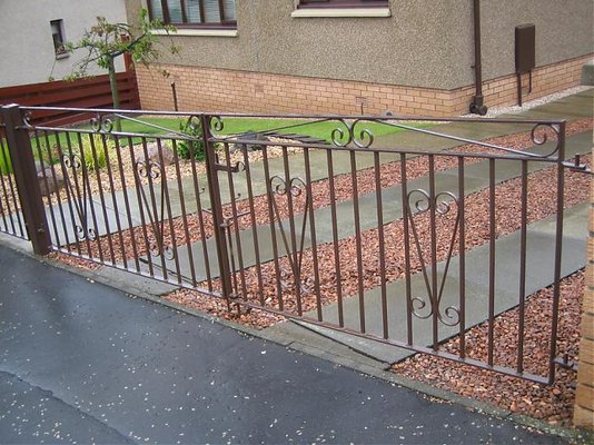 Double Gates.jpg