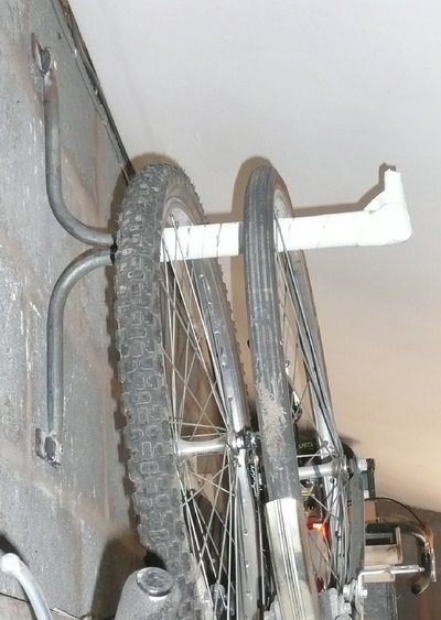 Wheel hanger.jpg