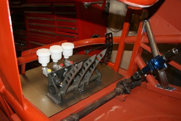 blitz steering and pedals 004 (Medium).jpg