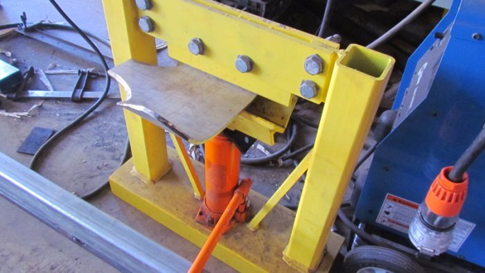 Anchor flute being bent to shape IMG_0539.jpg