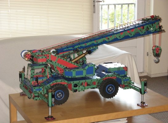 kraan op tafel flits1 700.jpg