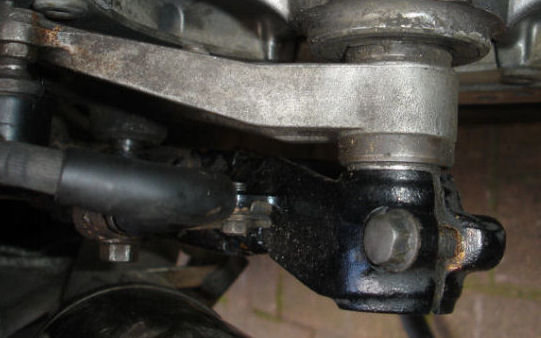 brakecalipermounting 002 - Copy.JPG