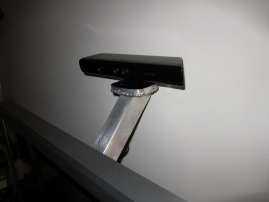 KinnectBracket_20111113_4233.jpg