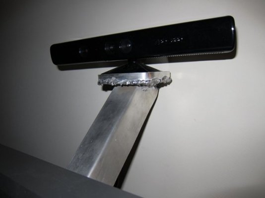 KinnectBracket_20111113_4234.jpg