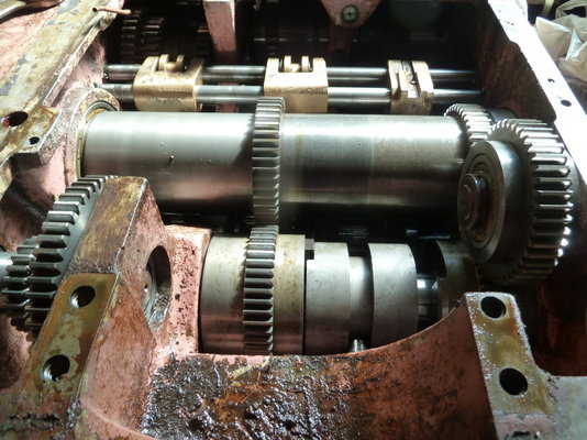 H=15 headstock 003.JPG H=15 headstock 003.JPG