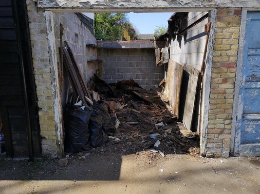 Garageprogress1.jpg Garageprogress1.jpg