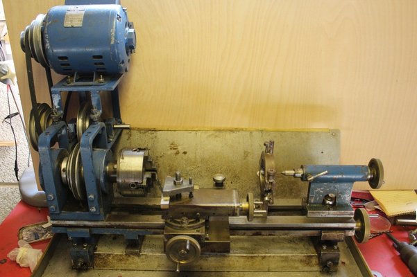 Lathe 26 bed  3 34 swing by apprentices.jpg