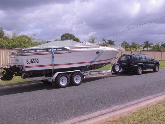 Boat and Jeep IMG_0958.jpg