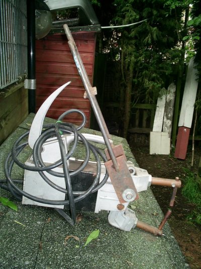 spot welder-hoist 002.jpg