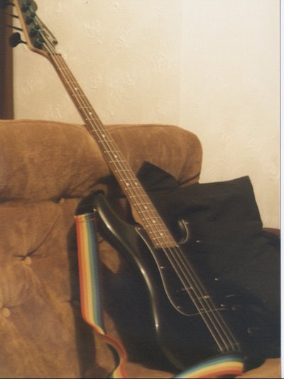 Fender1.jpg