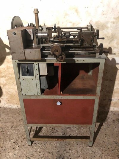 lathe.jpg