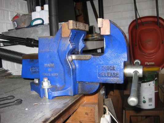 Vices and workbench 3 008.JPG