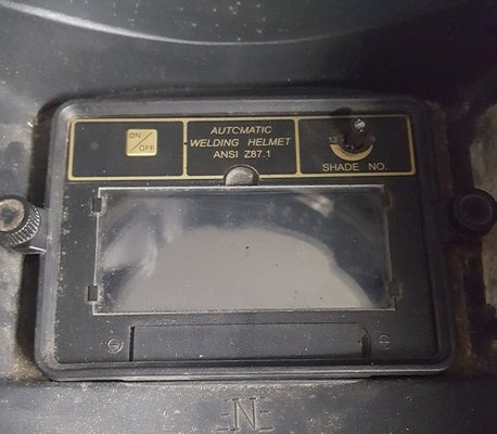 welding helmet.jpg