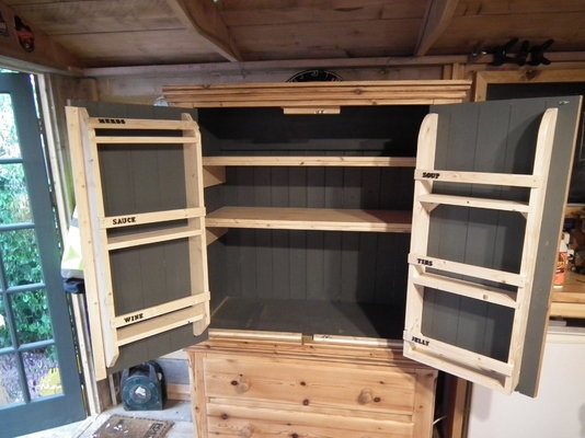 cupboard 006.JPG