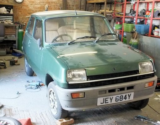 bonnet-fitted-large.jpg