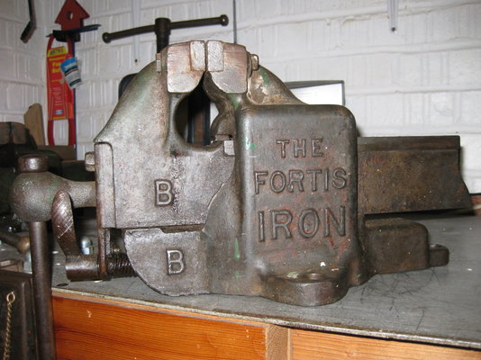 Fortis iron vice 003.JPG