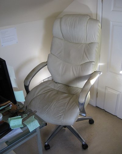 chair.jpg