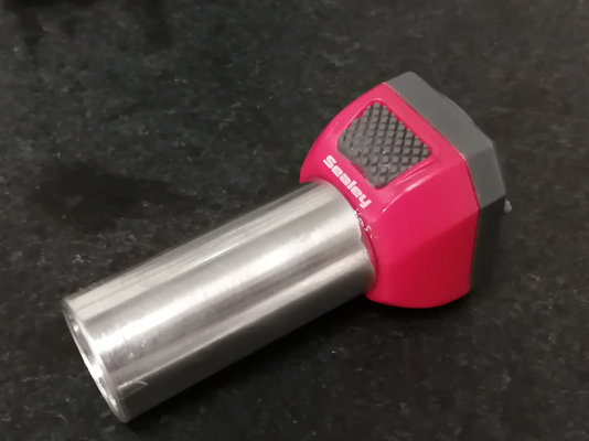 Hilger Watts microscope 7.jpg Hilger Watts microscope 7.jpg