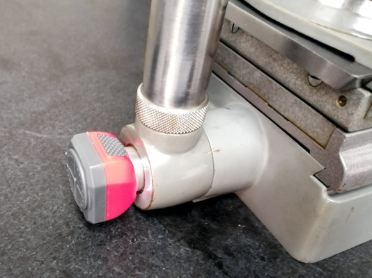 Hilger Watts microscope 8.jpg Hilger Watts microscope 8.jpg