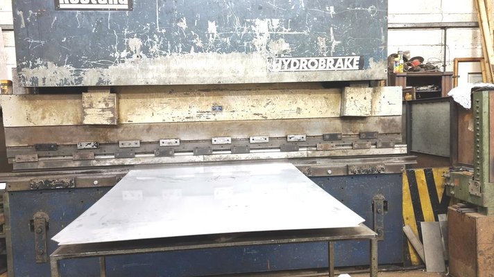 stainless01.jpg