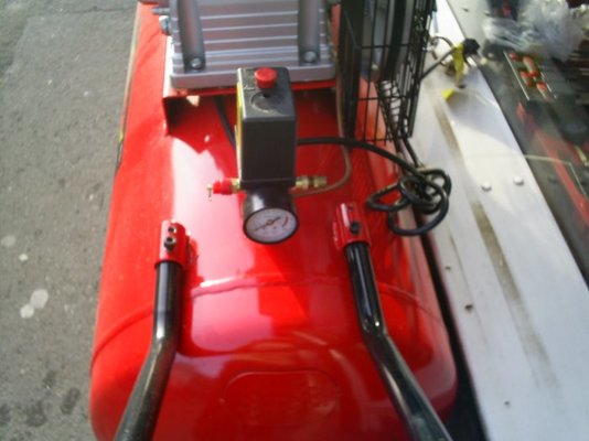 200l compressor 005.jpg