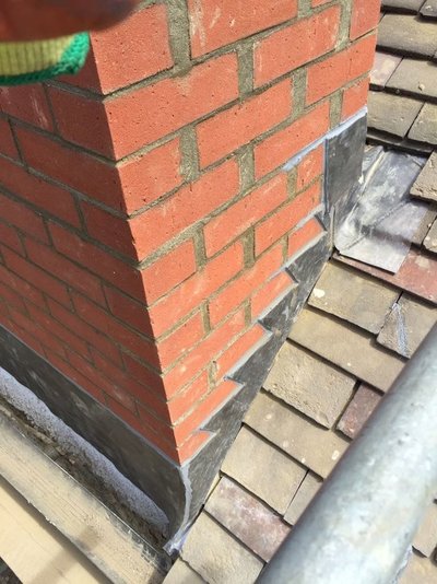 Rebuild-chimney-stack-with-lead-flashing-768x1024.jpeg