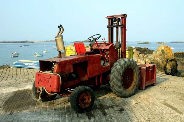 Manitou_forklift_09872.jpg