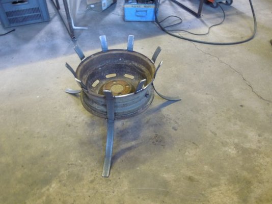 firepot and rubbish 006.jpg firepot and rubbish 006.jpg