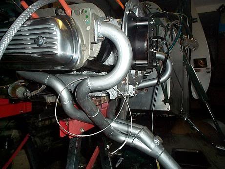 acro-exhaust1aa.jpg
