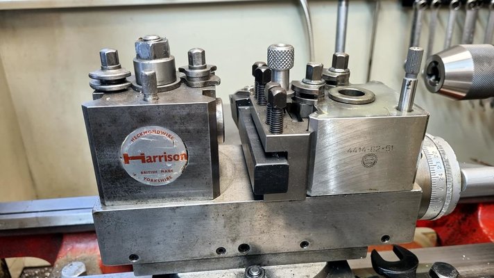 toolpost-02.jpg
