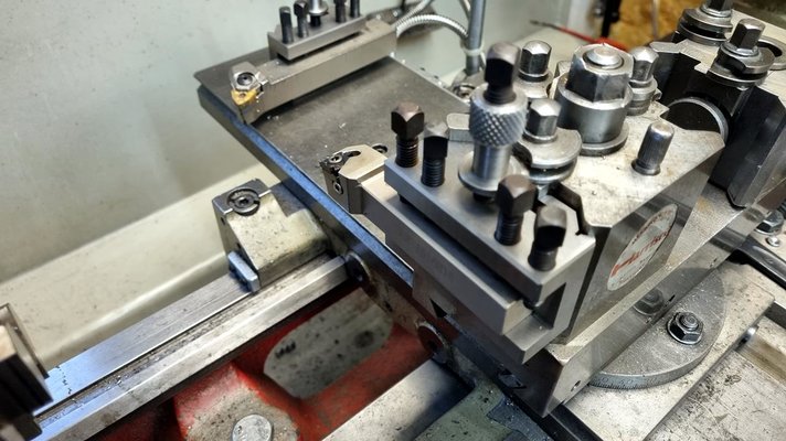 toolpost-04.jpg