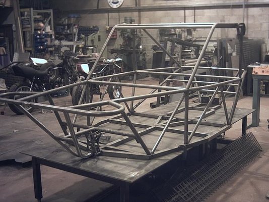 chassis 02.jpg