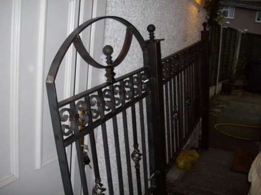 gate finished.jpg
